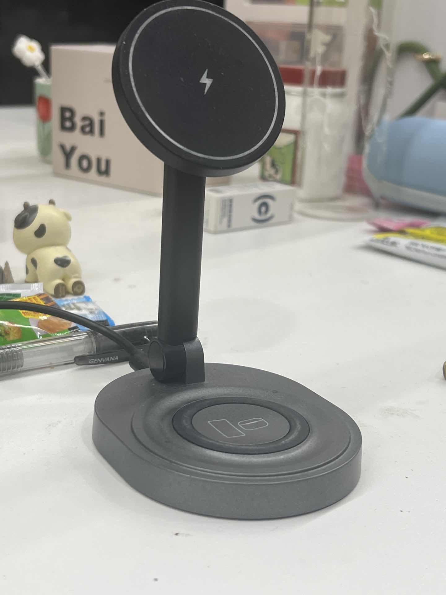 AI商品精修白底图生成软件_电商AI抠图工具-蝉妈妈AI